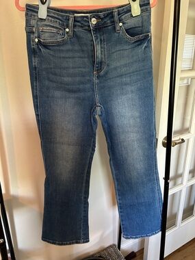 Women's Ankle-Length Cropped Jeans in Medium Blue